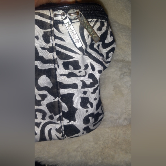 Black & White Animal Print Modella 4 pc Toiletry Zipper Bag Set - Picture 6 of 12